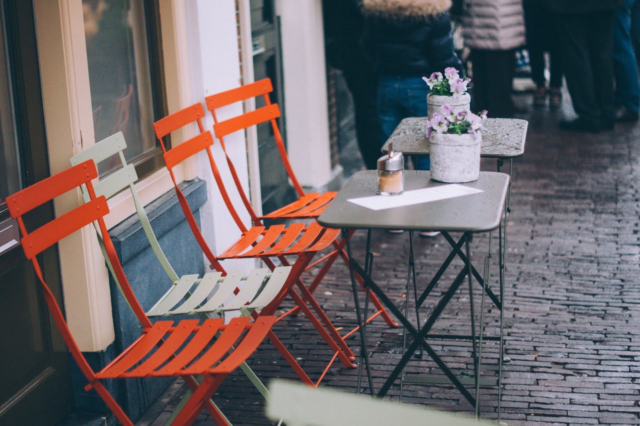 Affordable Cafe Chairs That Don’t Compromise on Style